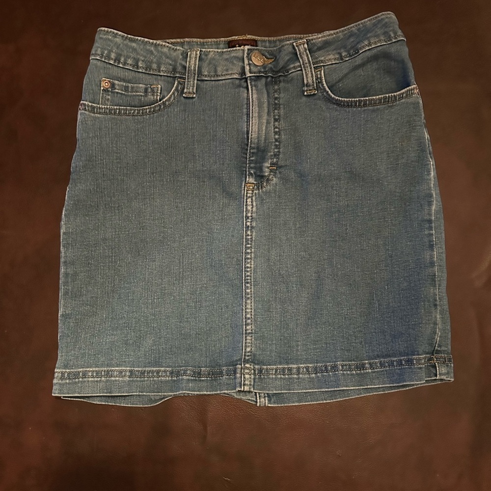 Lee denim skirt